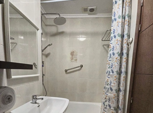 Wederverkoop - Appartement - Torrevieja - Torrevieja Centro