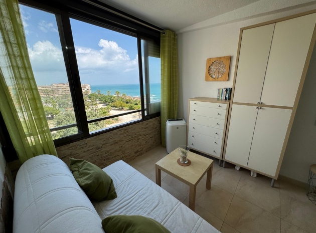 Resale - Apartment - Torrevieja - Torrevieja Centro