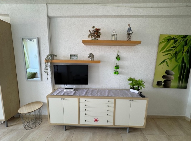 Resale - Apartment - Torrevieja - Torrevieja Centro
