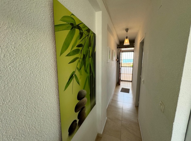 Resale - Apartment - Torrevieja - Torrevieja Centro