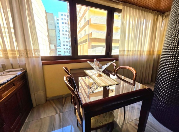 Återförsäljning - Lägenhet - Alicante - Alicante Centro