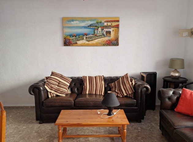 Resale - Villa - Torrevieja - La Mata