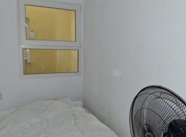 Resale - Villa - Torrevieja - La Mata