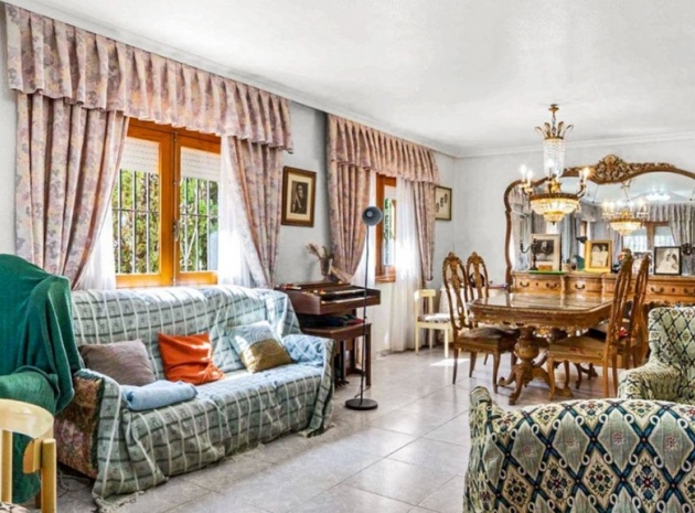 Wiederverkauf - Villa - Torrevieja - Torrevieja Centro