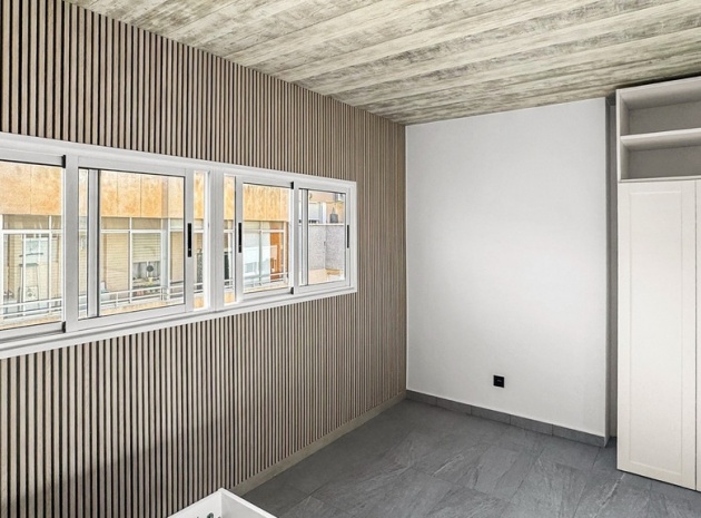 Wederverkoop - Appartement - Torrevieja - Torrevieja Centro