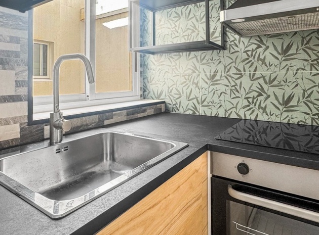 Wederverkoop - Appartement - Torrevieja - Torrevieja Centro