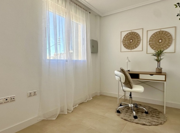 Revente - Appartement - Torrevieja - Torrevieja Centro