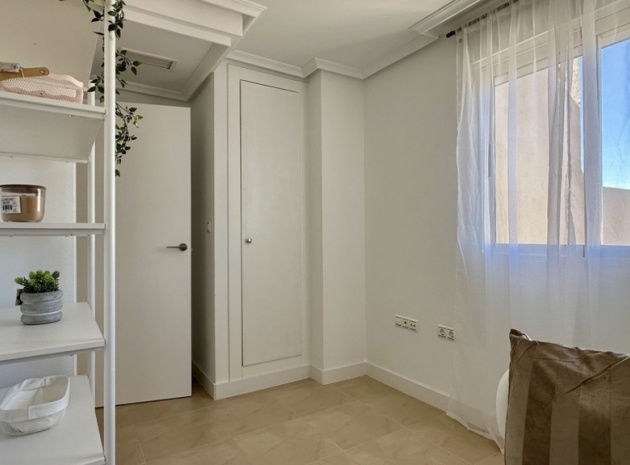 Revente - Appartement - Torrevieja - Torrevieja Centro