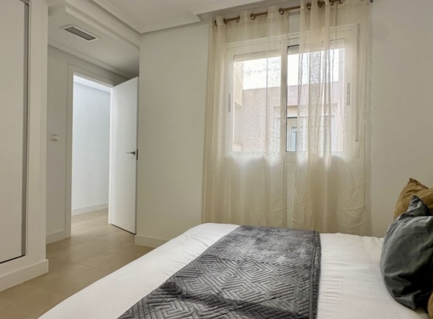 Revente - Appartement - Torrevieja - Torrevieja Centro
