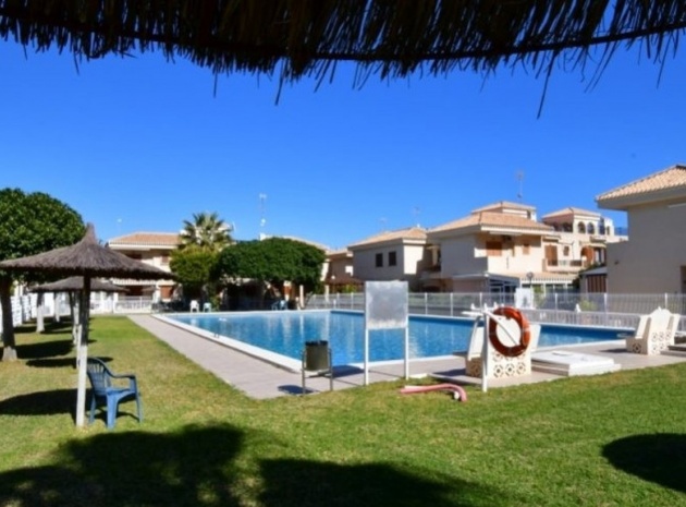 Återförsäljning - Lägenhet - Playa Flamenca