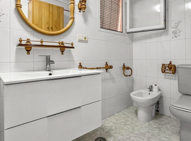 Revente - Appartement - Torrevieja - Playa De Los Locos