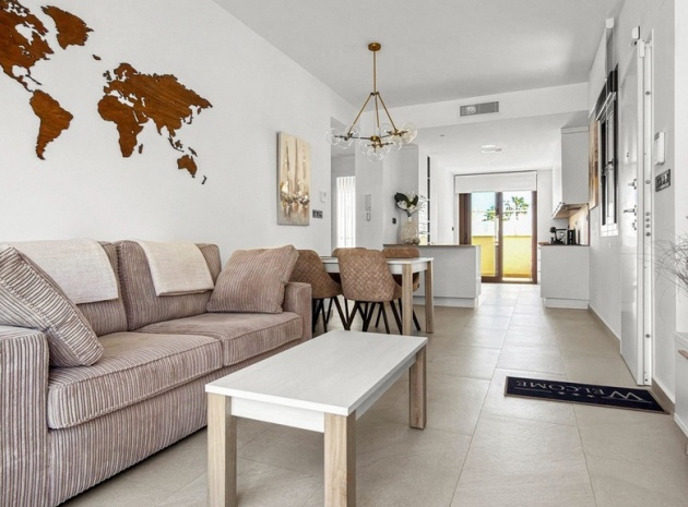 Resale - Apartment - Torrevieja - Torrevieja Centro