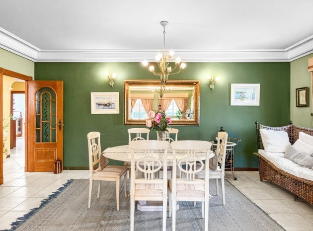 Återförsäljning - Villa - Torrevieja - Torrevieja Centro