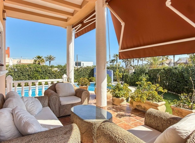 Återförsäljning - Villa - Torrevieja - Torrevieja Centro