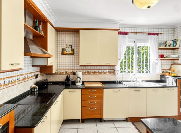Återförsäljning - Villa - Torrevieja - Torrevieja Centro