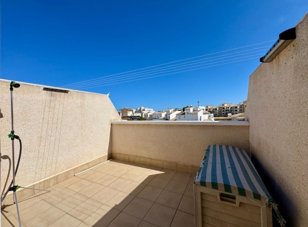 Resale - Townhouse - Villamartin - Las Filipinas