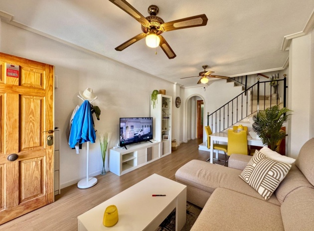 Resale - Townhouse - Villamartin - Las Filipinas
