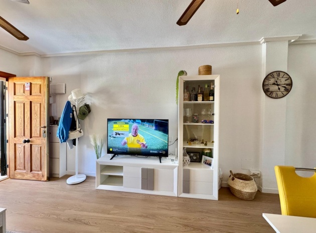 Resale - Townhouse - Villamartin - Las Filipinas