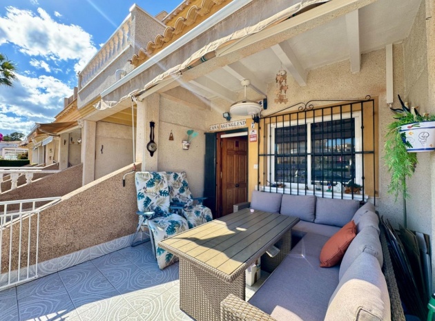 Resale - Townhouse - Villamartin - Las Filipinas