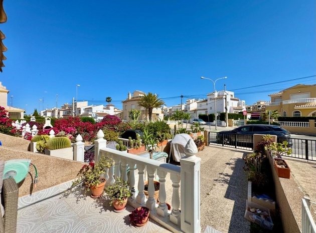 Resale - Townhouse - Villamartin - Las Filipinas
