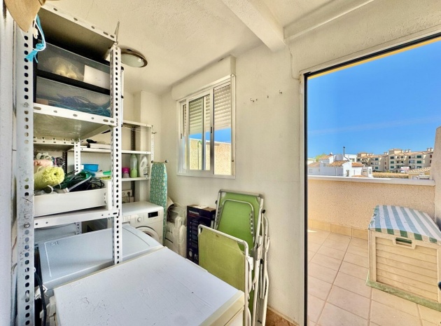 Resale - Townhouse - Villamartin - Las Filipinas
