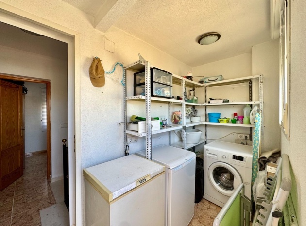 Resale - Townhouse - Villamartin - Las Filipinas
