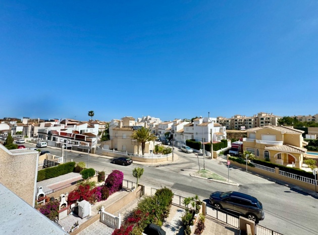 Resale - Townhouse - Villamartin - Las Filipinas