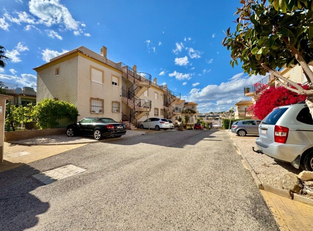 Resale - Townhouse - Villamartin - Las Filipinas