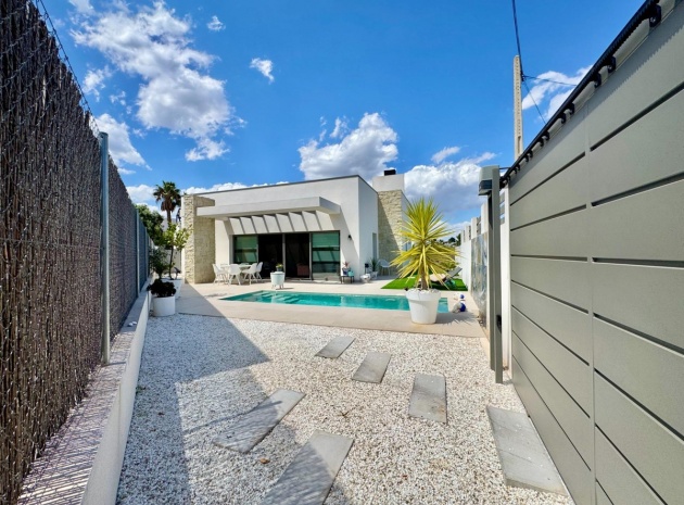 Resale - Villa - San Miguel de Salinas - San Miguel de Salinas Centro