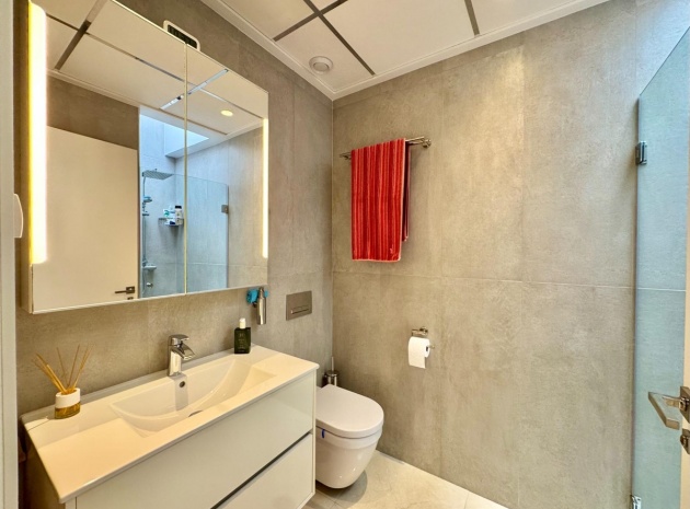Resale - Villa - San Miguel de Salinas - San Miguel de Salinas Centro