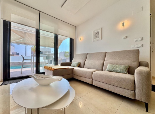 Resale - Villa - San Miguel de Salinas - San Miguel de Salinas Centro