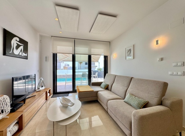 Resale - Villa - San Miguel de Salinas - San Miguel de Salinas Centro
