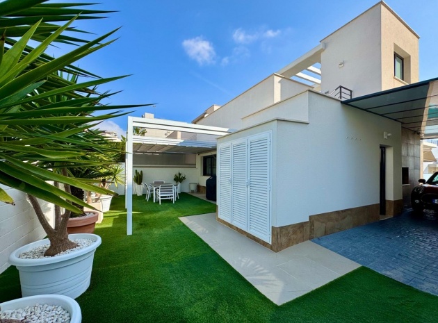 Resale - Villa - San Miguel de Salinas - San Miguel de Salinas Centro