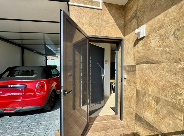 Resale - Villa - San Miguel de Salinas - San Miguel de Salinas Centro