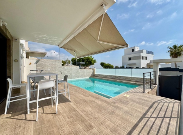 Resale - Villa - San Miguel de Salinas - San Miguel de Salinas Centro