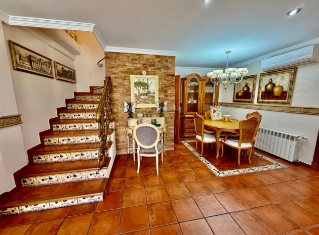 Wiederverkauf - Villa - Orihuela - La Zenia