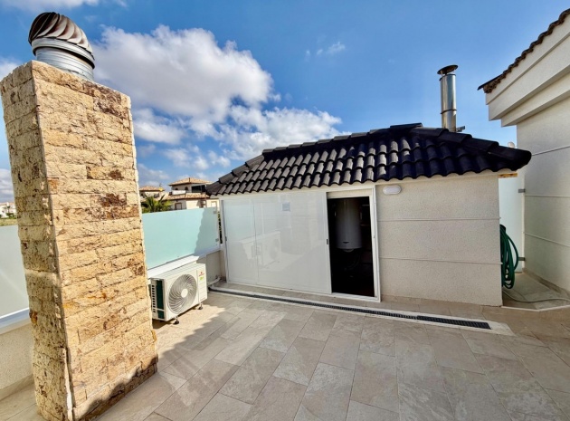 Wiederverkauf - Villa - Orihuela - La Zenia