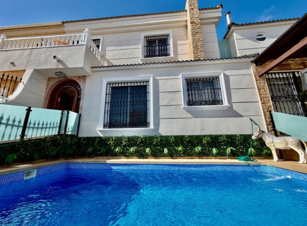 Wiederverkauf - Villa - Orihuela - La Zenia