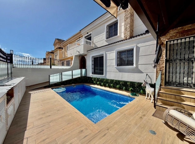 Wiederverkauf - Villa - Orihuela - La Zenia