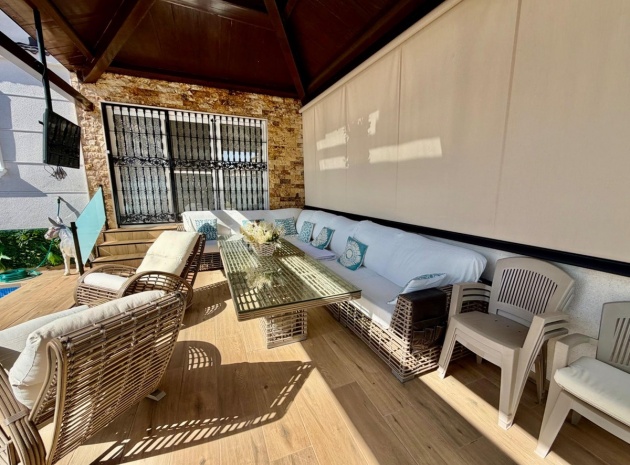 Wiederverkauf - Villa - Orihuela - La Zenia