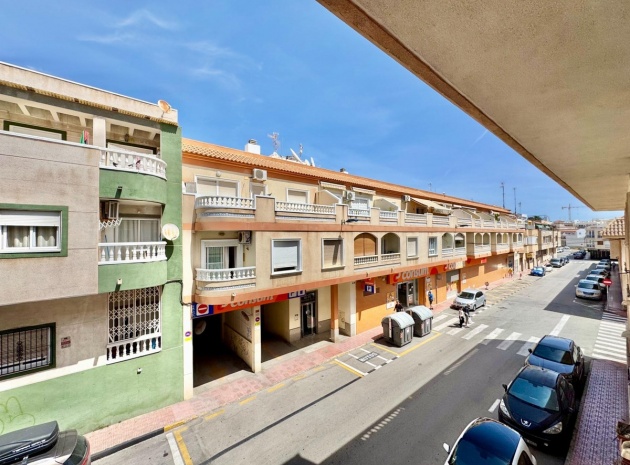Återförsäljning - Lägenhet - Torrevieja - Torrevieja Centro