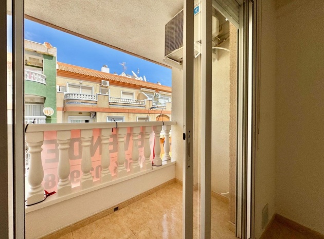 Återförsäljning - Lägenhet - Torrevieja - Torrevieja Centro