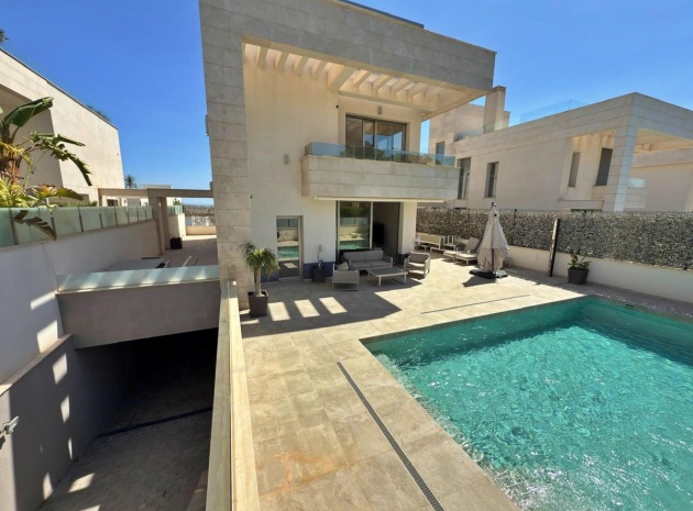 Wederverkoop - Villa - Orihuela - Villamartin
