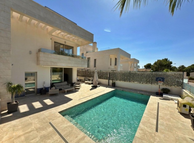 Wederverkoop - Villa - Orihuela - Villamartin