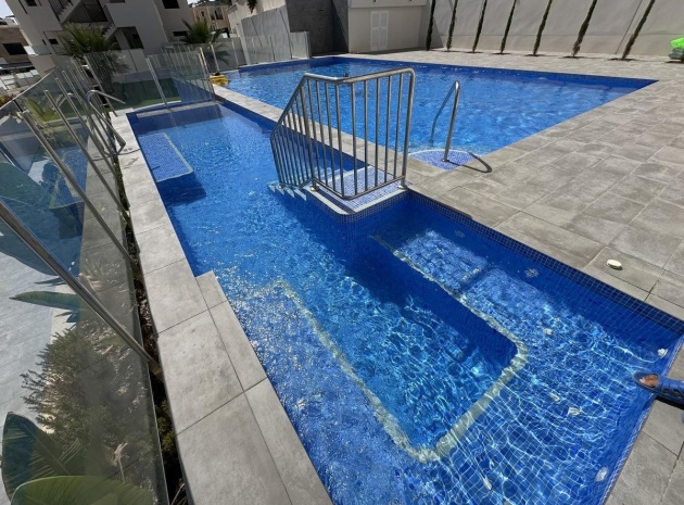 Resale - Apartment - Orihuela - Orihuela Costa