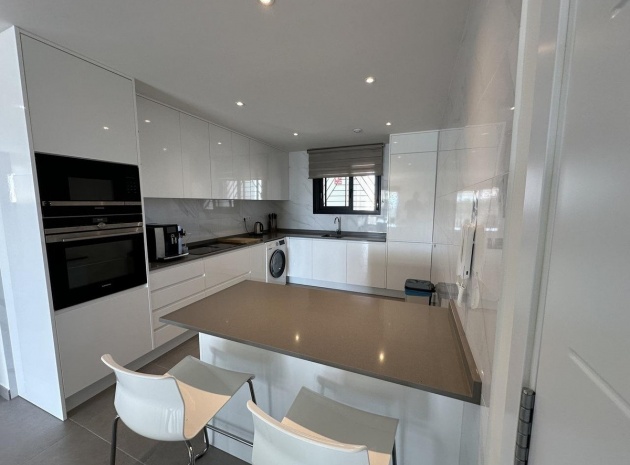 Resale - Apartment - Orihuela - Orihuela Costa