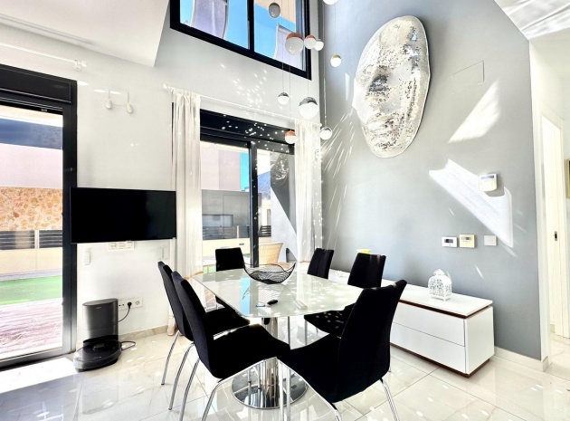 Återförsäljning - Villa - Orihuela - Cabo Roig