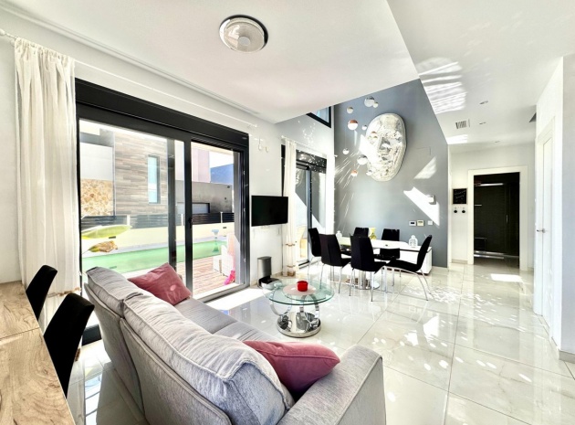 Återförsäljning - Villa - Orihuela - Cabo Roig