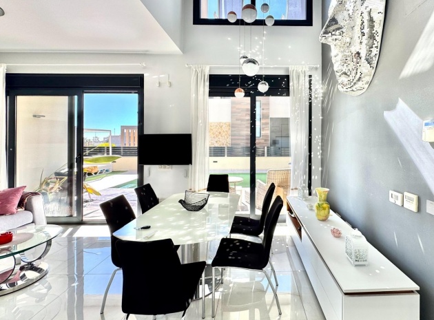 Återförsäljning - Villa - Orihuela - Cabo Roig