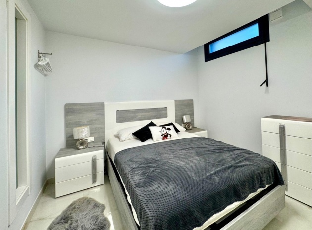 Återförsäljning - Villa - Orihuela - Cabo Roig